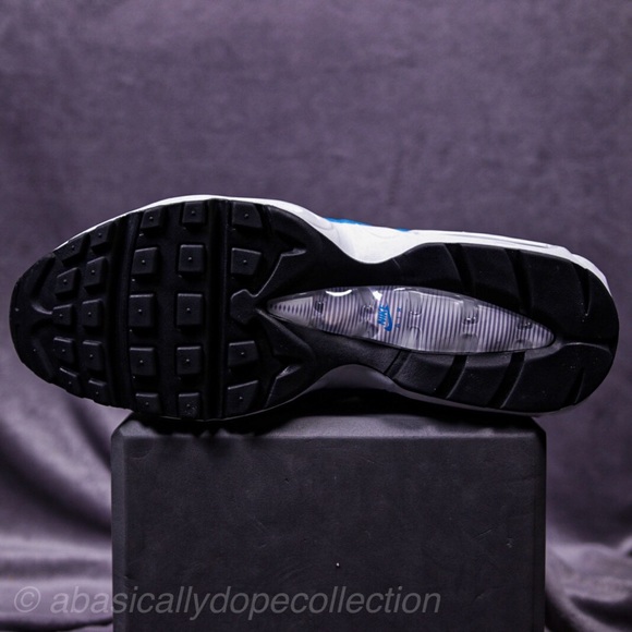 Nike Air Max 95 Pinwheel - Picture 2 of 8